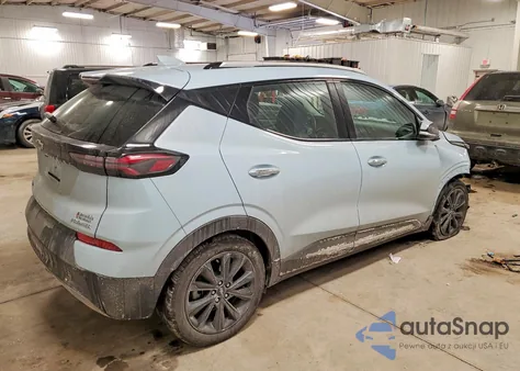 2022 Chevrolet Bolt Euv Premier z USA, uszkodzony, nr VIN 1G1FZ6S04N4117718